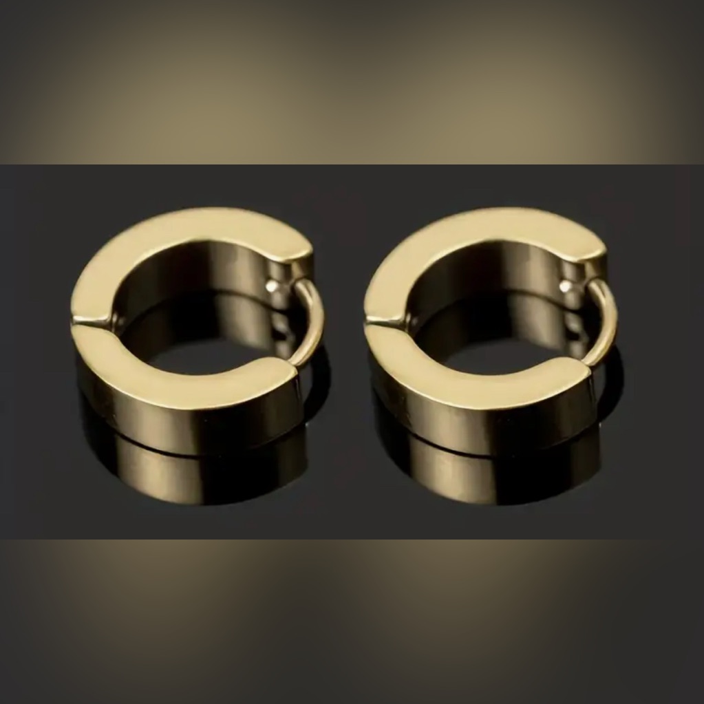 Bnib  Surgical Stainless Steel Huggies  Gold